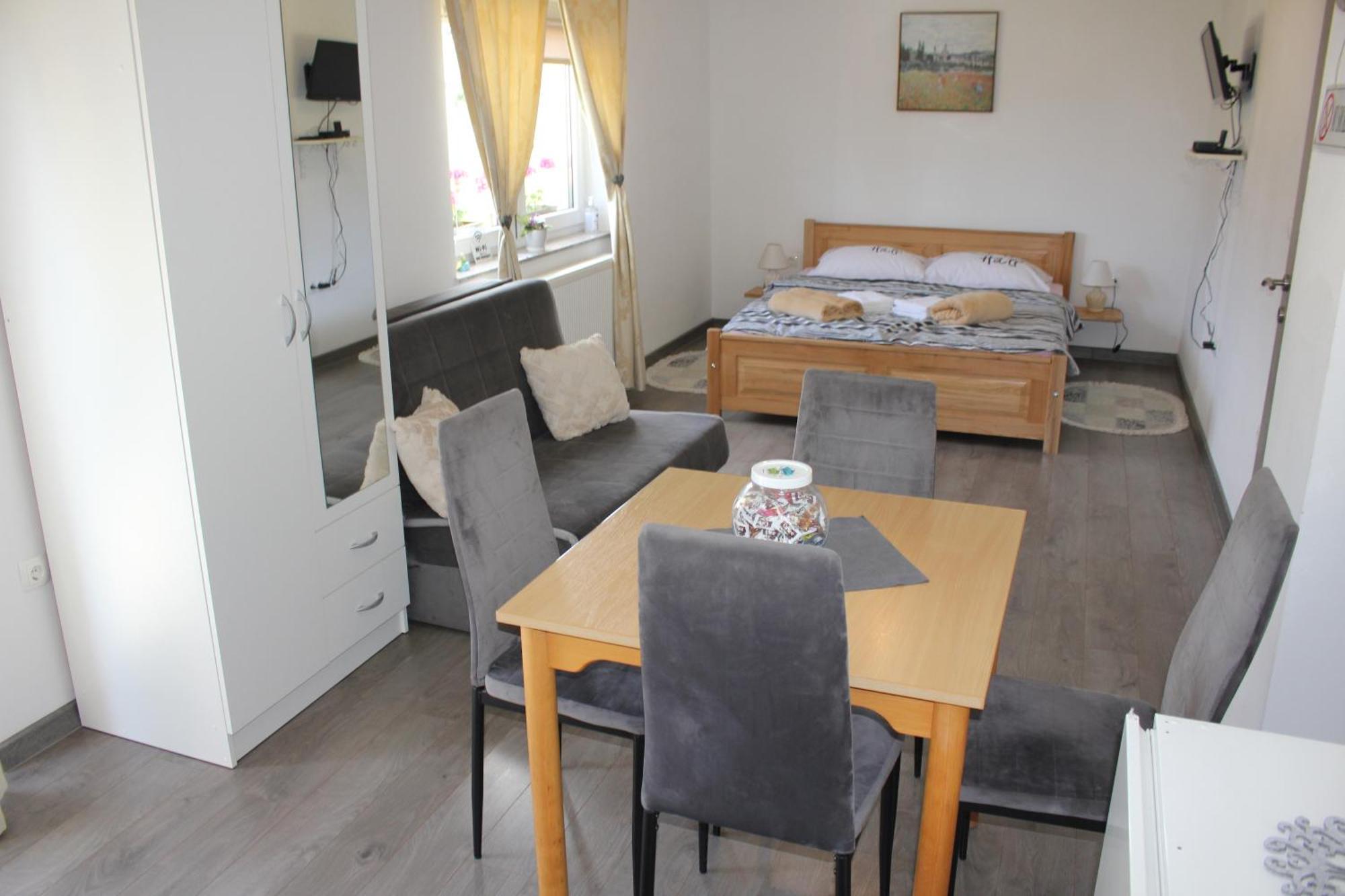Studio Apartments Adian Korenica Camera foto