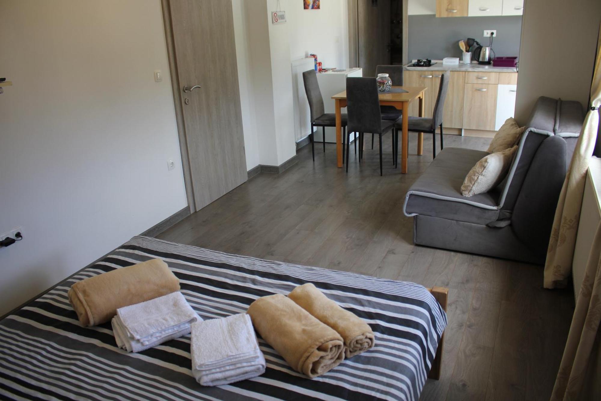Studio Apartments Adian Korenica Camera foto